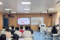 积跬致远、逐梦远航——公司开展 2025 级心理学研究生主题班会